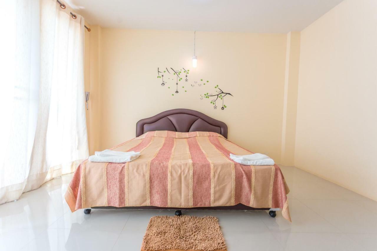 Phet Ngam Hotel Mae Sai Exterior photo